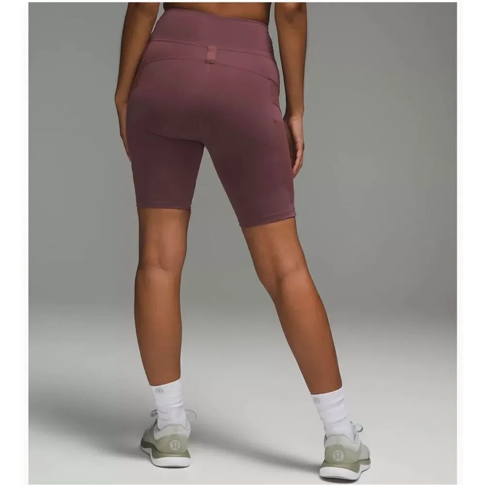 Lululemon Cargo Super-High-Rise Hiking Short 8